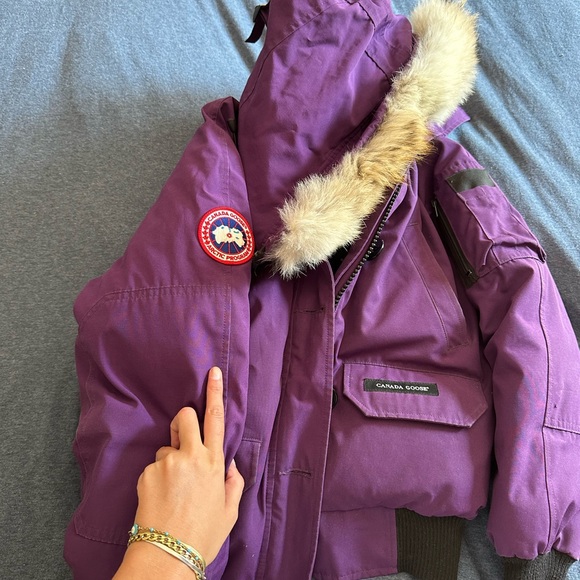 Canada Goose Bomber - Purple Size Small - Picture 4 of 4